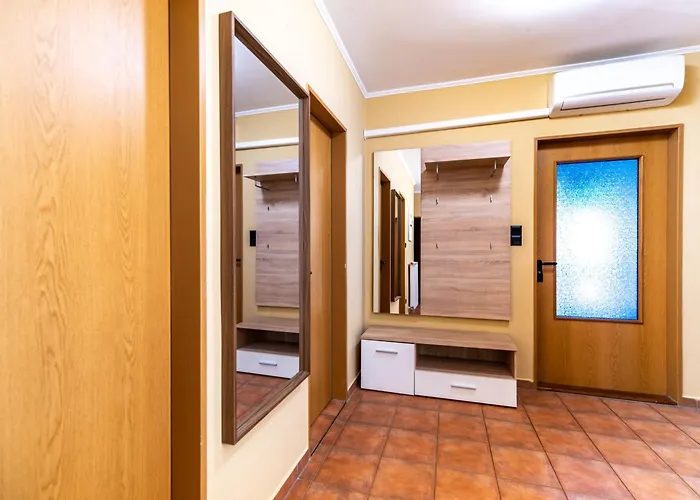 Grand Apartmanhaz Gyenesdiás